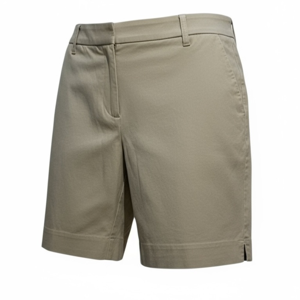 Chico’s Secret Stretch Bermuda Shorts Beige Cream Size 8